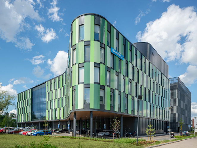 Kuvassa Hartelan rakentama Ramboll Finland Oy:n pääkonttori Espoossa