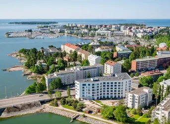 Uusi koti ainutlaatuisesta Lauttasaaresta