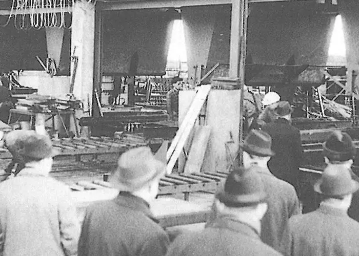 Hartelan Yrityksen johtoa opintomatkalla ulkomailla