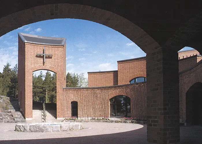 Leppävaaran kirkko ja kaunis arkkitehtuuri